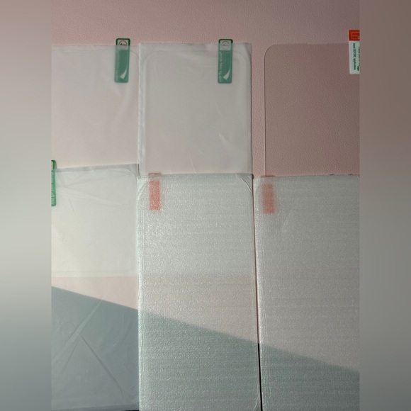 iPhone 14 Pro Max NEW Phone Screen Protector bundle of 6, CLEARANCE - Picture 3 of 4